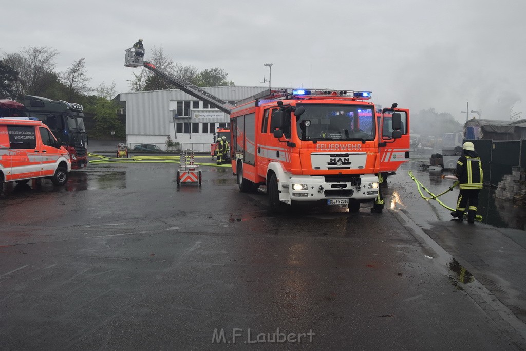 Feuer 4 Bergisch Gladbach Gronau Am Kuhlerbusch P214.JPG - Miklos Laubert